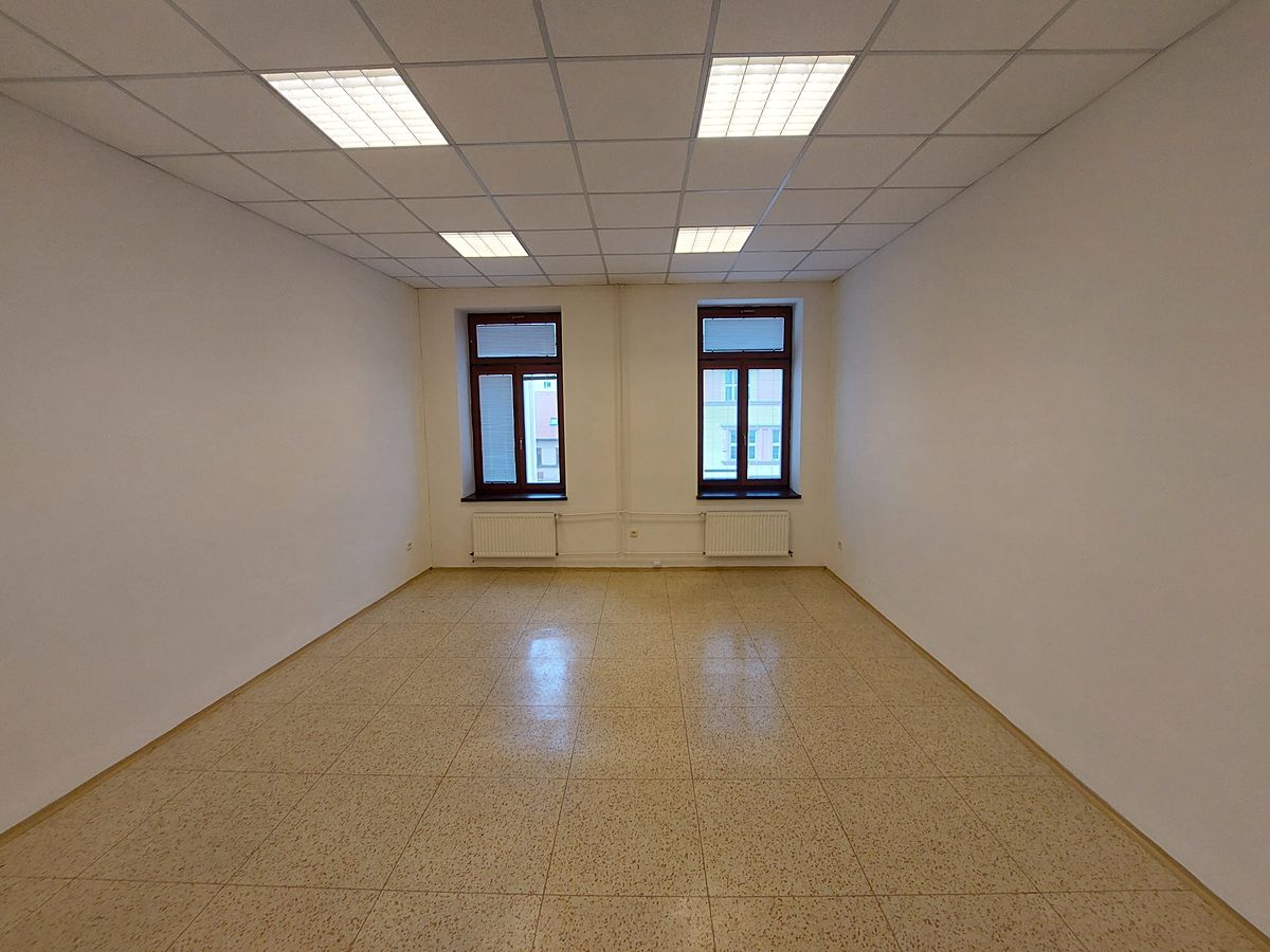 Pronájem kanceláře 20 m² – fotografie 2