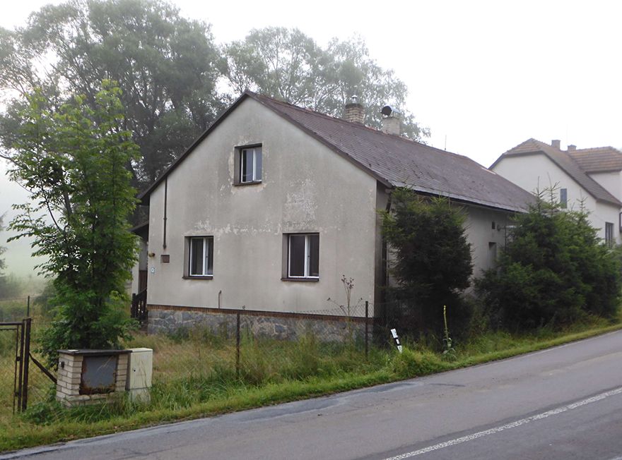 Prodej rodinného domu 144 m², pozemek 602 m² – fotografie 2