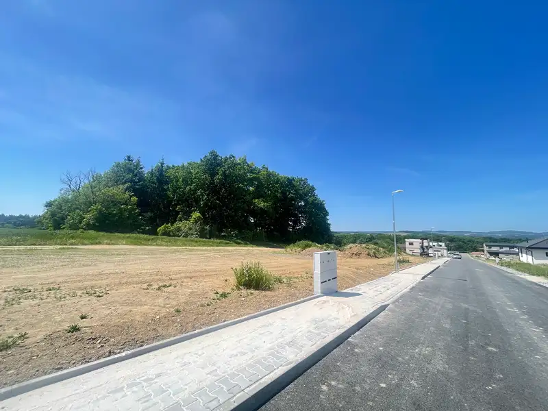 Prodej stavebního pozemku 841 m², Vlašim – náhled fotky 1