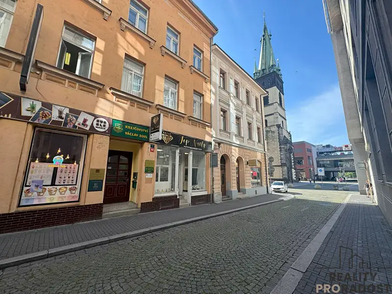 Pronájem kanceláře 12 m², Ústí nad Labem – náhled fotky 1