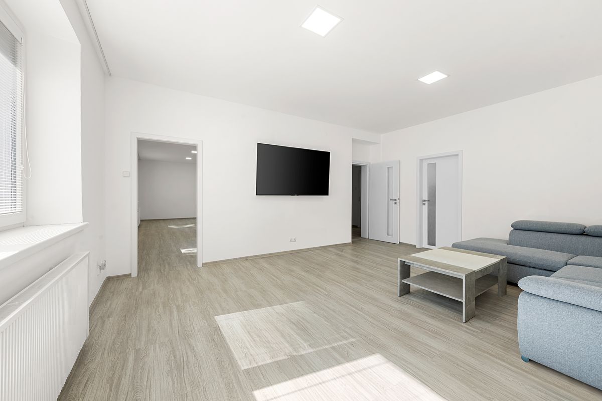Prodej rodinného domu 243 m², pozemek 907 m² – fotografie 5
