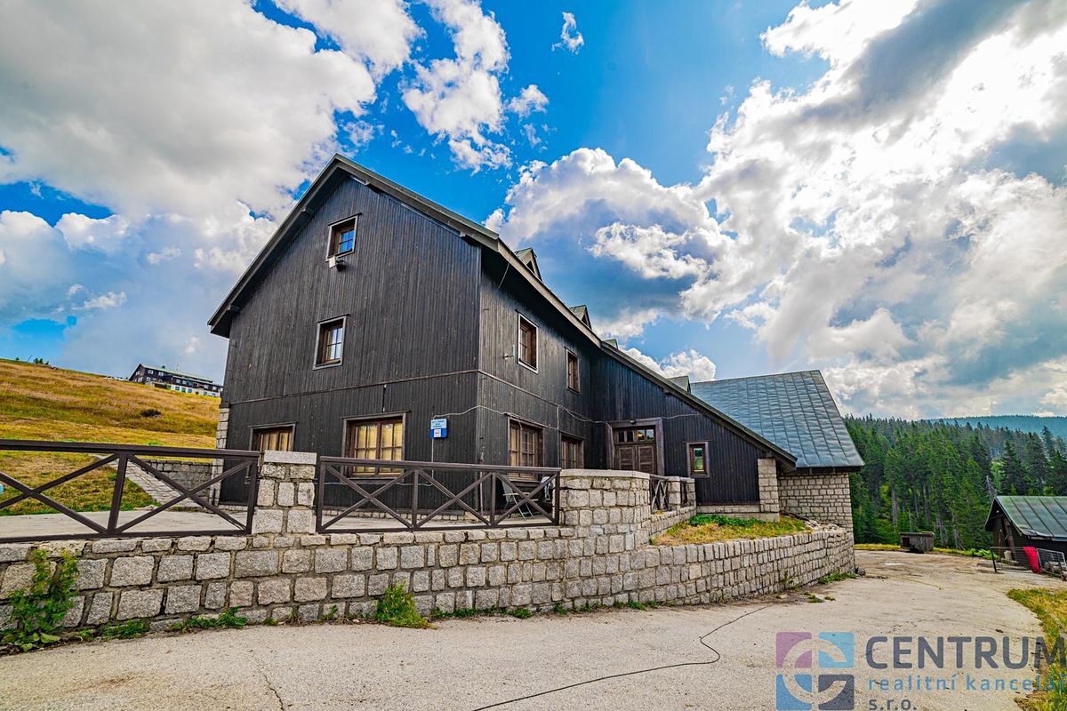 Prodej ubytovacího zařízení 1087 m²