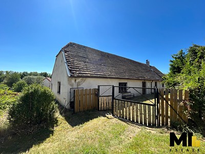 Prodej  rodinného domu 197 m², pozemek 1 102 m²