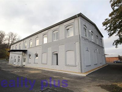 Pronájem skladového prostoru 450 m²