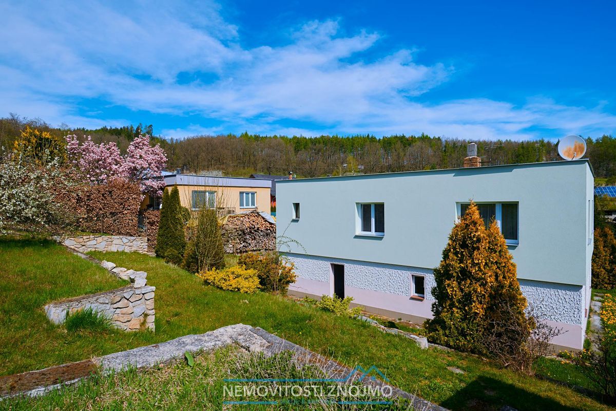 Prodej rodinného domu 165 m², pozemek 752 m²