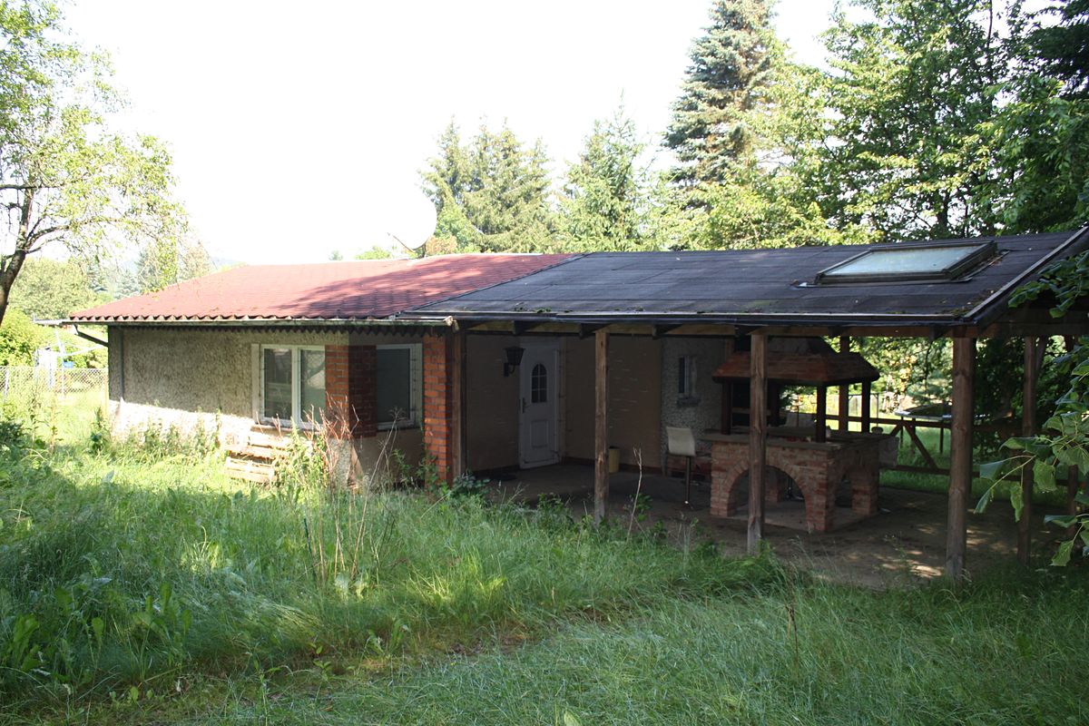 Prodej rodinného domu 90 m², pozemek 2667 m², Plesná – fotka 1 z 3