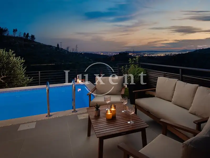 Prodej vily 134 m², pozemek 718 m², Split – náhled fotky 3