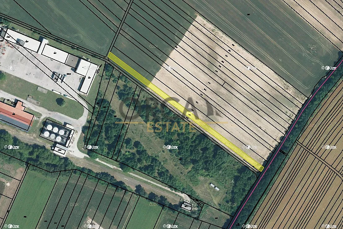 Prodej podílu 1/4 pole 629 m²