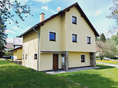 Prodej rodinného domu 160 m², pozemek 638 m²
