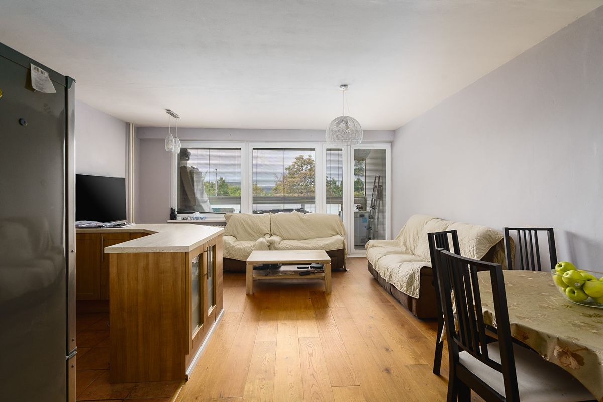 Prodej bytu 4+kk 77 m²
