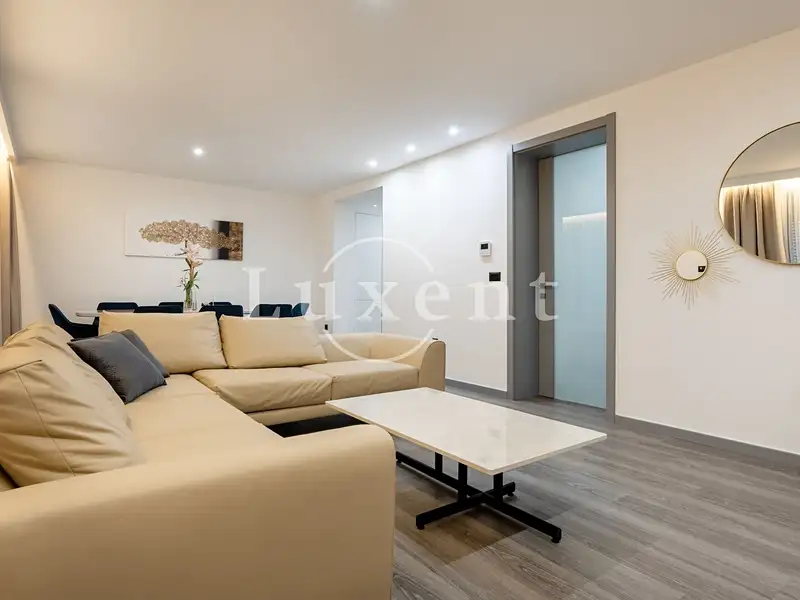 Prodej vily 280 m², pozemek 370 m², Makarska – náhled fotky 3