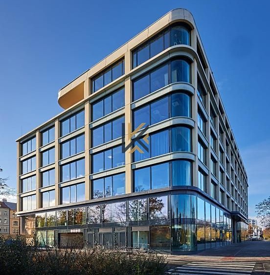 Gewerbefläche zur Miete, 1.418 m² (1 von 6)