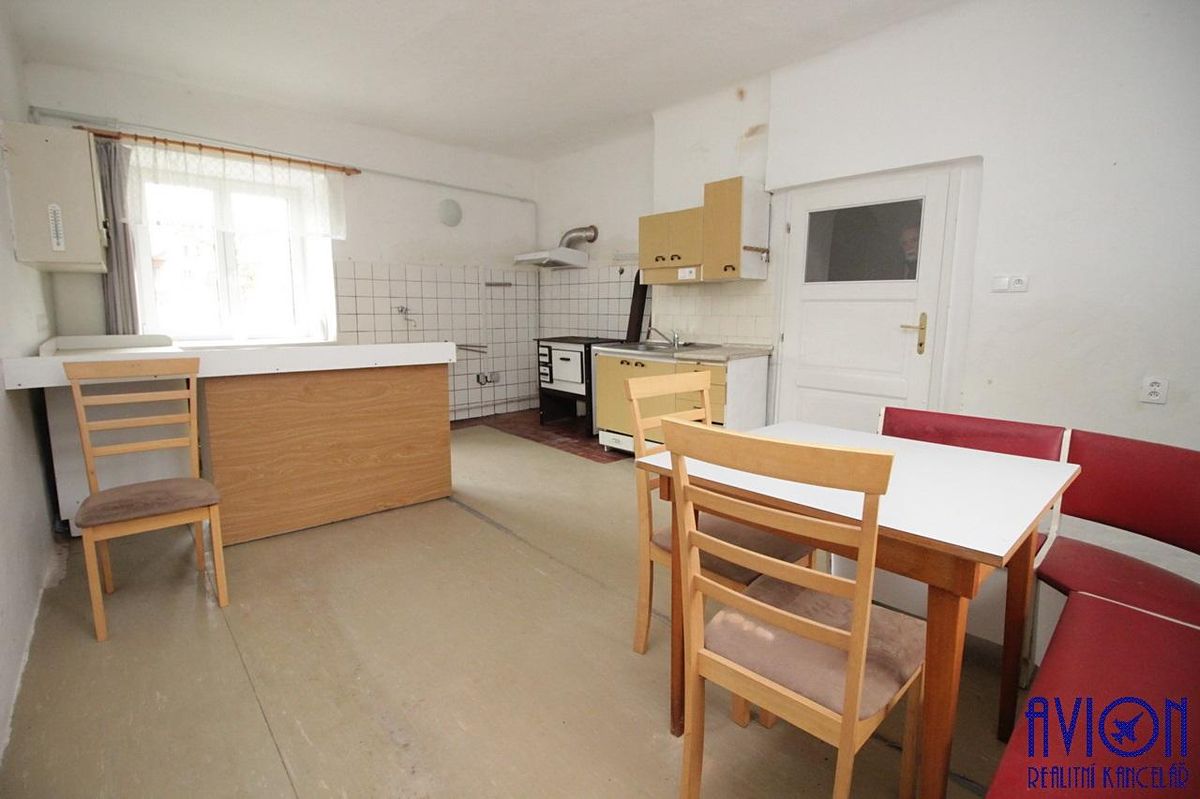 Prodej rodinného domu 119 m², pozemek 1575 m² – fotografie 3