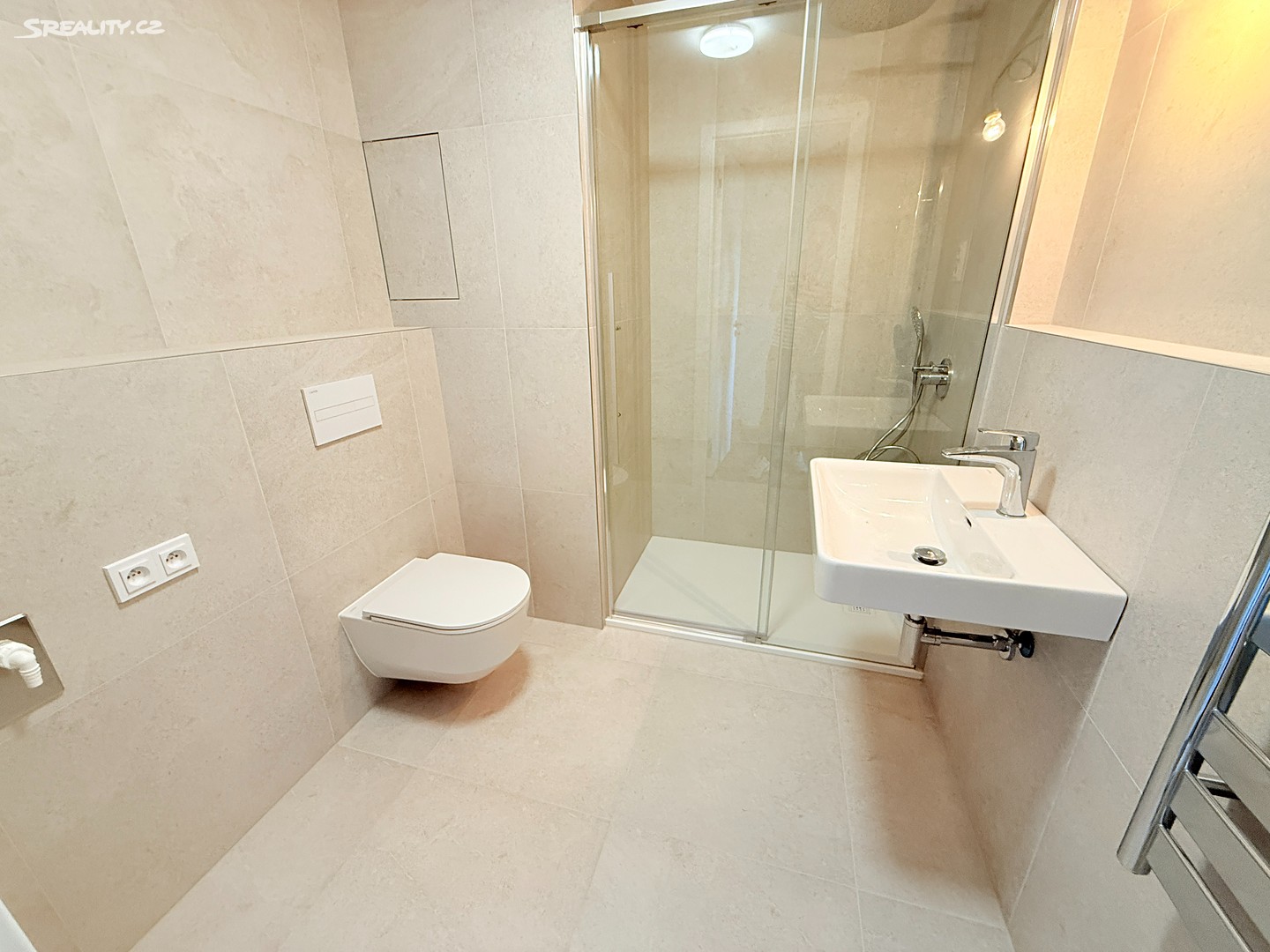 Pronájem bytu 1+kk 40 m² (Jednopodlažní) – pohled 6