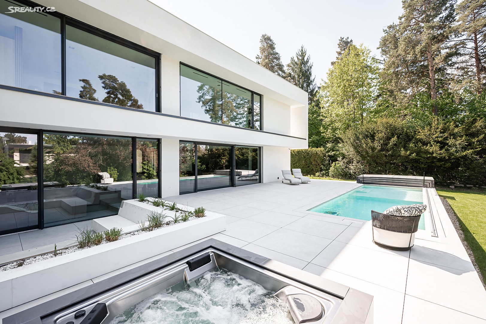 Prodej  rodinného domu 550 m², pozemek 1 569 m², Říčany