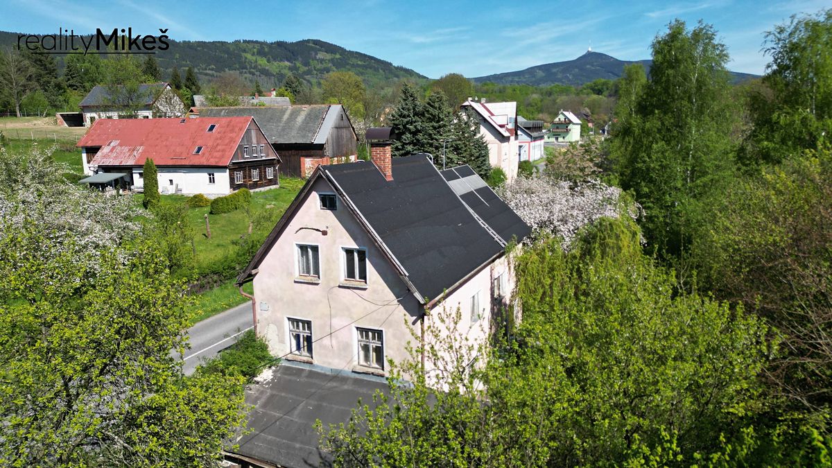 Prodej rodinného domu 193 m², pozemek 602 m² – fotografie 5