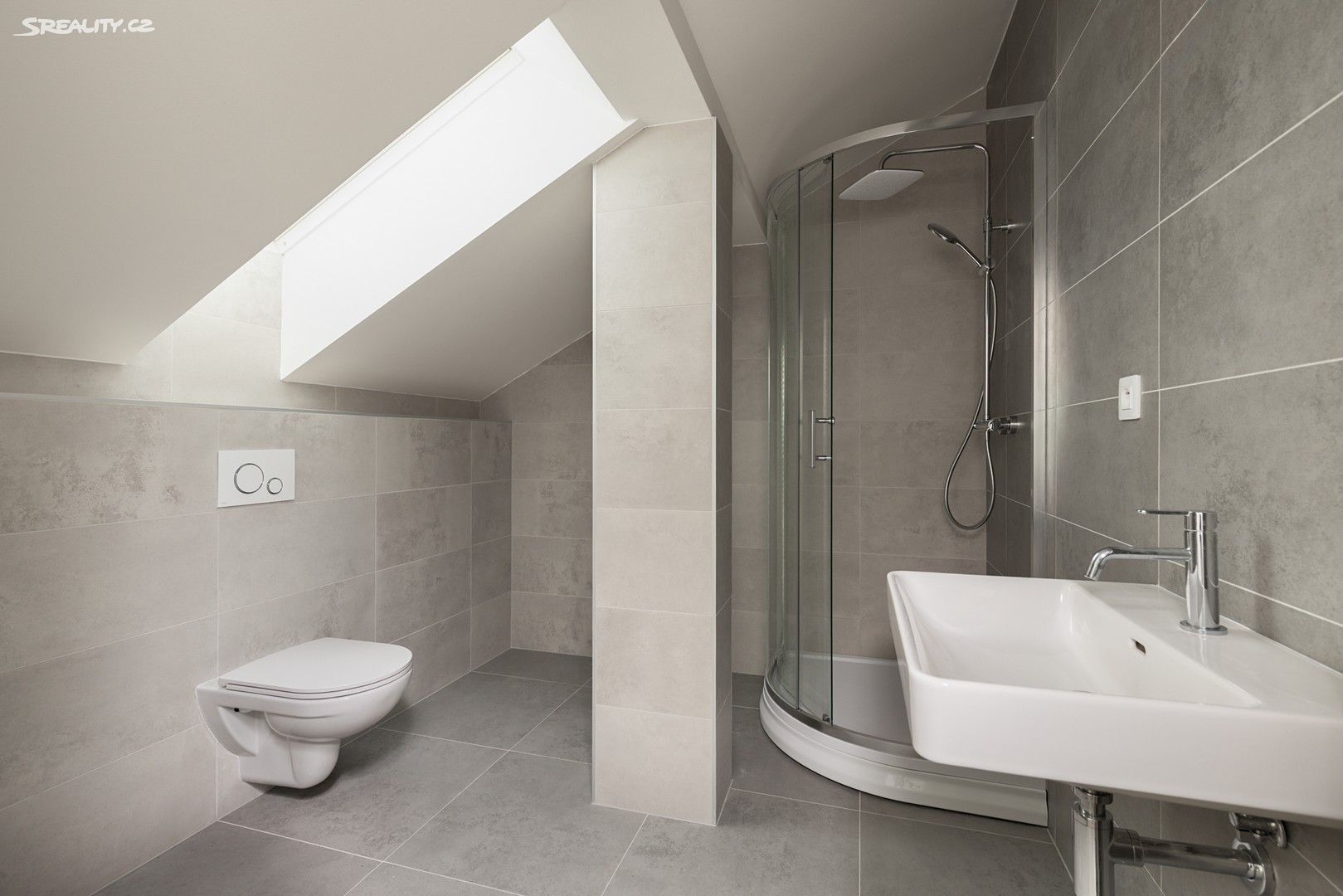Prodej bytu 2+kk 63 m² (Podkrovní) – pohled 6