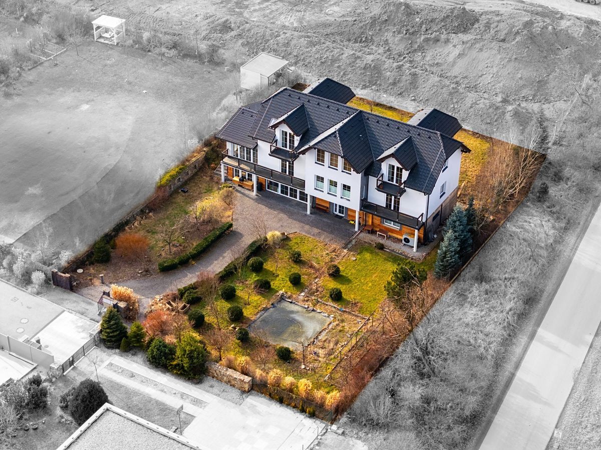 Prodej rodinného domu 497 m², pozemek 1655 m²