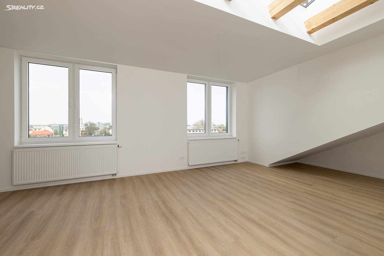 Prodej bytu 2+kk 63 m² (Podkrovní), Ostrava
