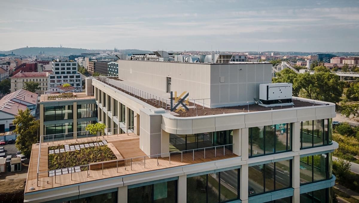 Pronájem kanceláře 1418 m² – fotografie 3