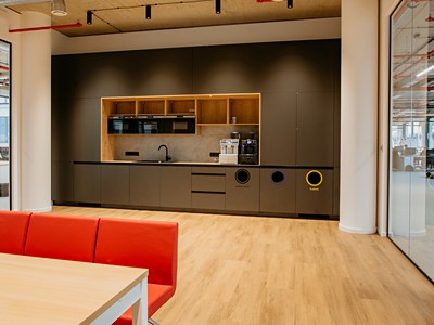 Pronájem kanceláře 1 543 m² — photo 4