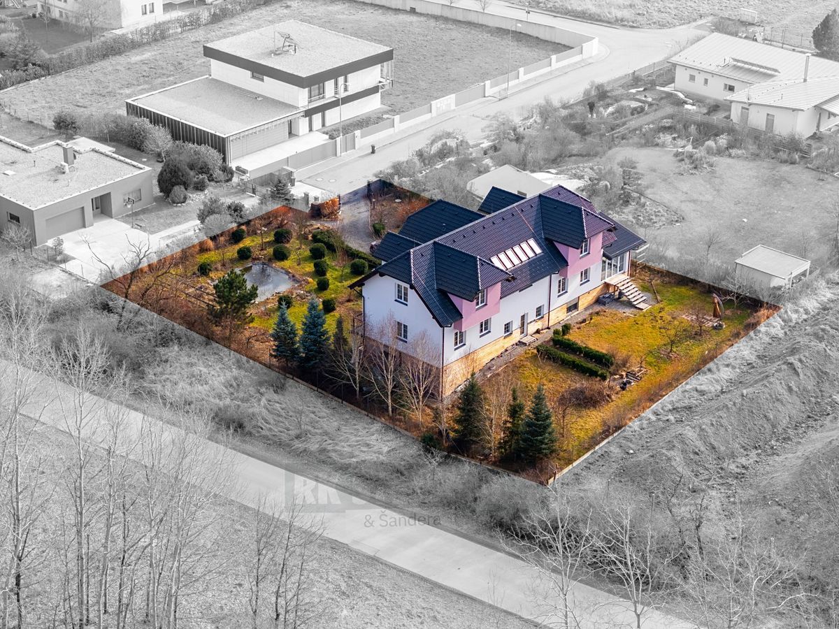 Prodej rodinného domu 497 m², pozemek 1655 m² – fotografie 5
