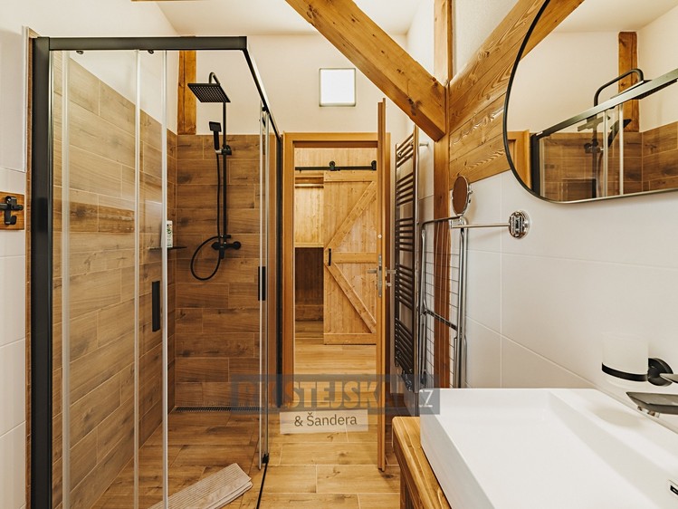 Квартира 1+kk в оренду, 42 м² (8 з 15)