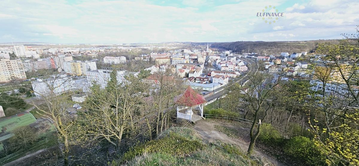 Prodej rodinného domu 485 m², pozemek 1336 m² – fotografie 4