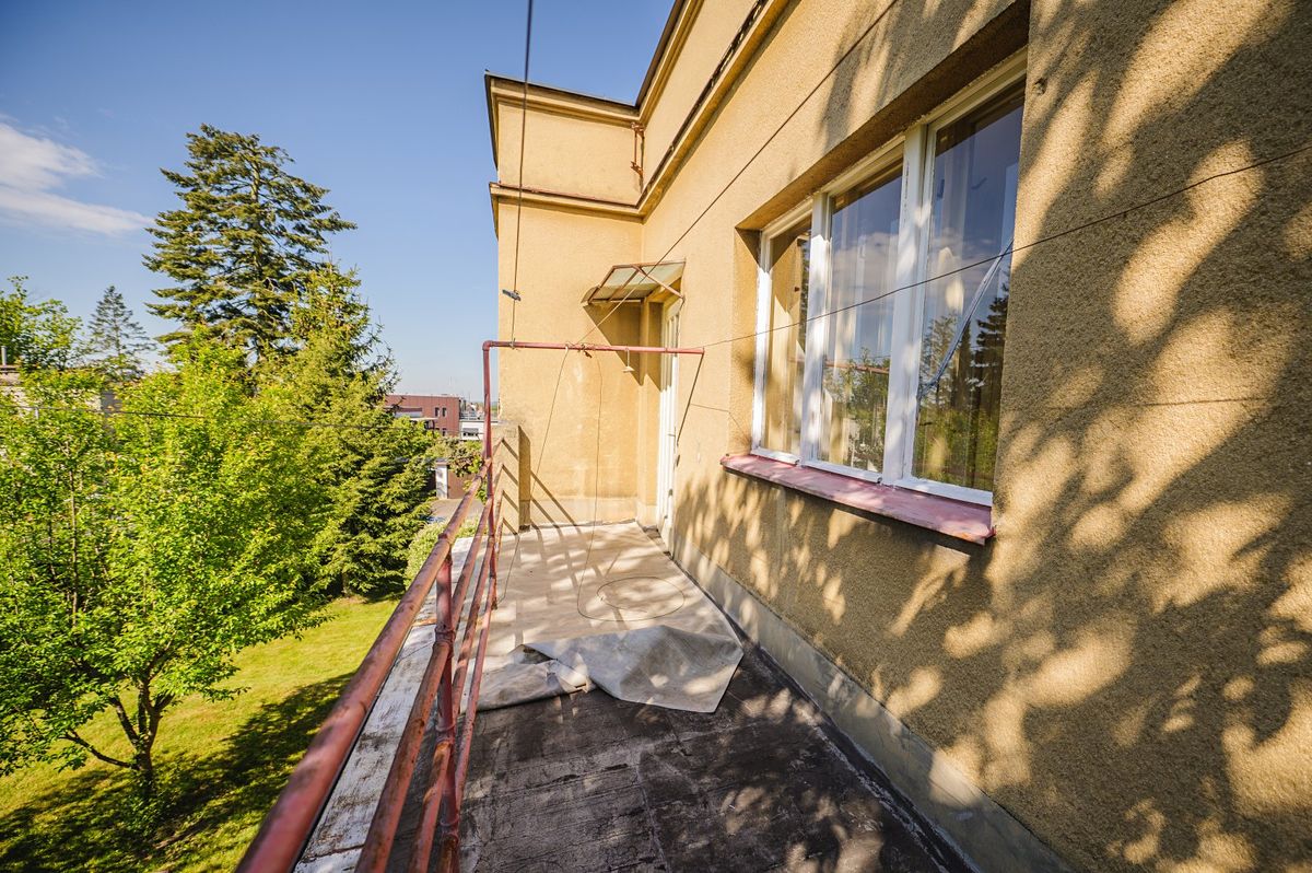 Prodej rodinného domu 206 m², pozemek 958 m² – fotografie 4