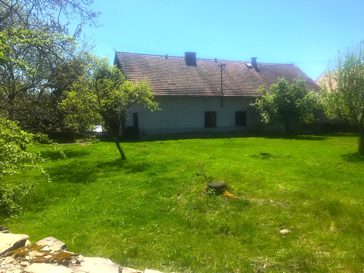 Prodej rodinného domu 180 m², pozemek 3119 m²