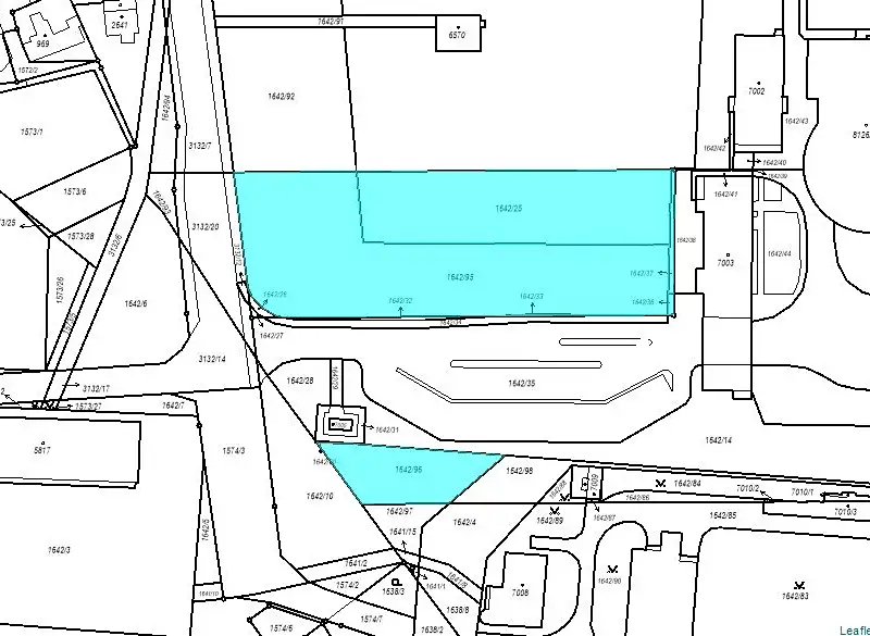 Prodej komerčního pozemku 4605 m², Kroměříž – náhled fotky 2