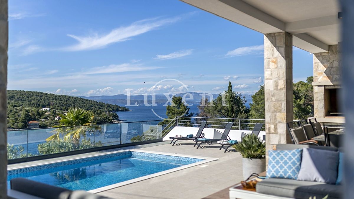 Prodej vily 102 m², pozemek 430 m², Šolta – fotka 1 z 3