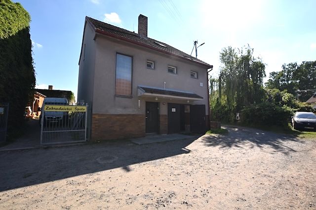 Prodej rodinného domu 200 m², pozemek 404 m² – fotografie 4
