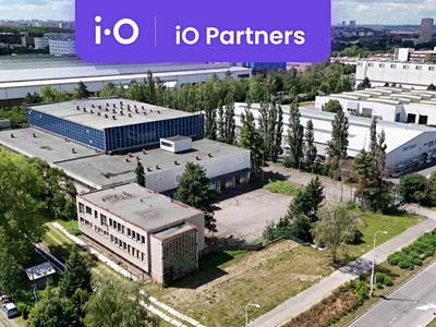 Pronájem skladového prostoru 1200 m²