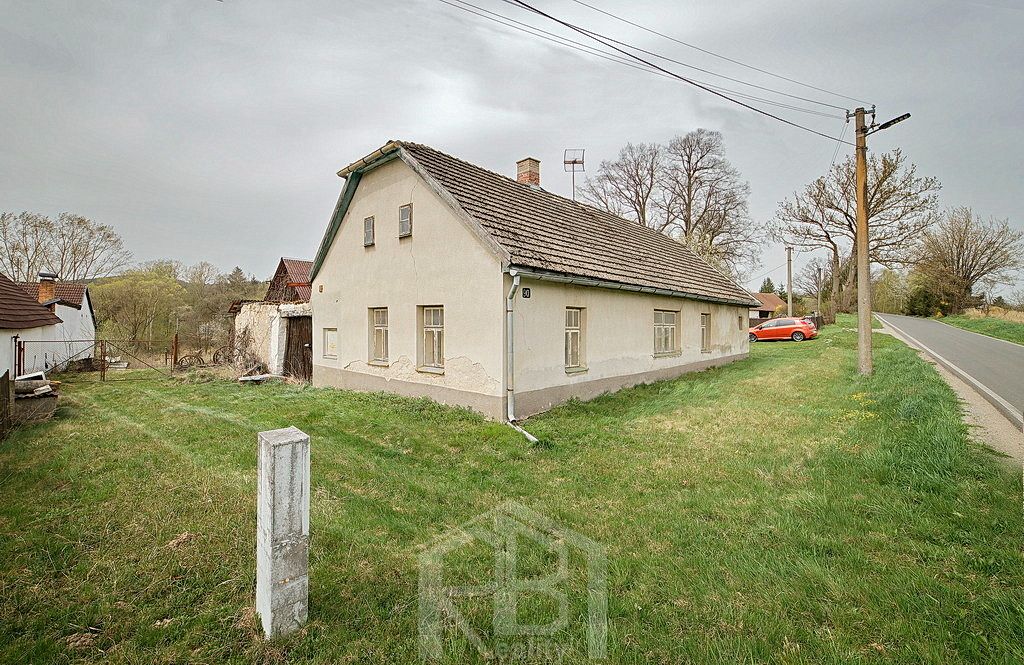 Prodej rodinného domu 94 m², pozemek 1722 m²