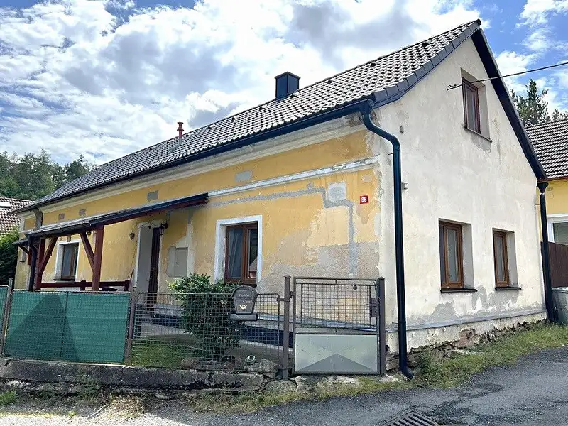 Prodej rodinného domu 102 m², pozemek 249 m², Osvračín – náhled fotky 1