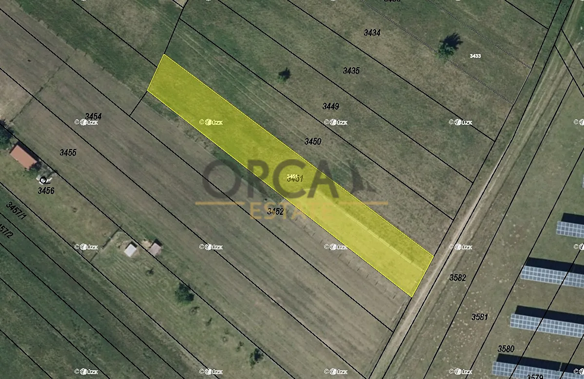 Prodej pole 935 m²