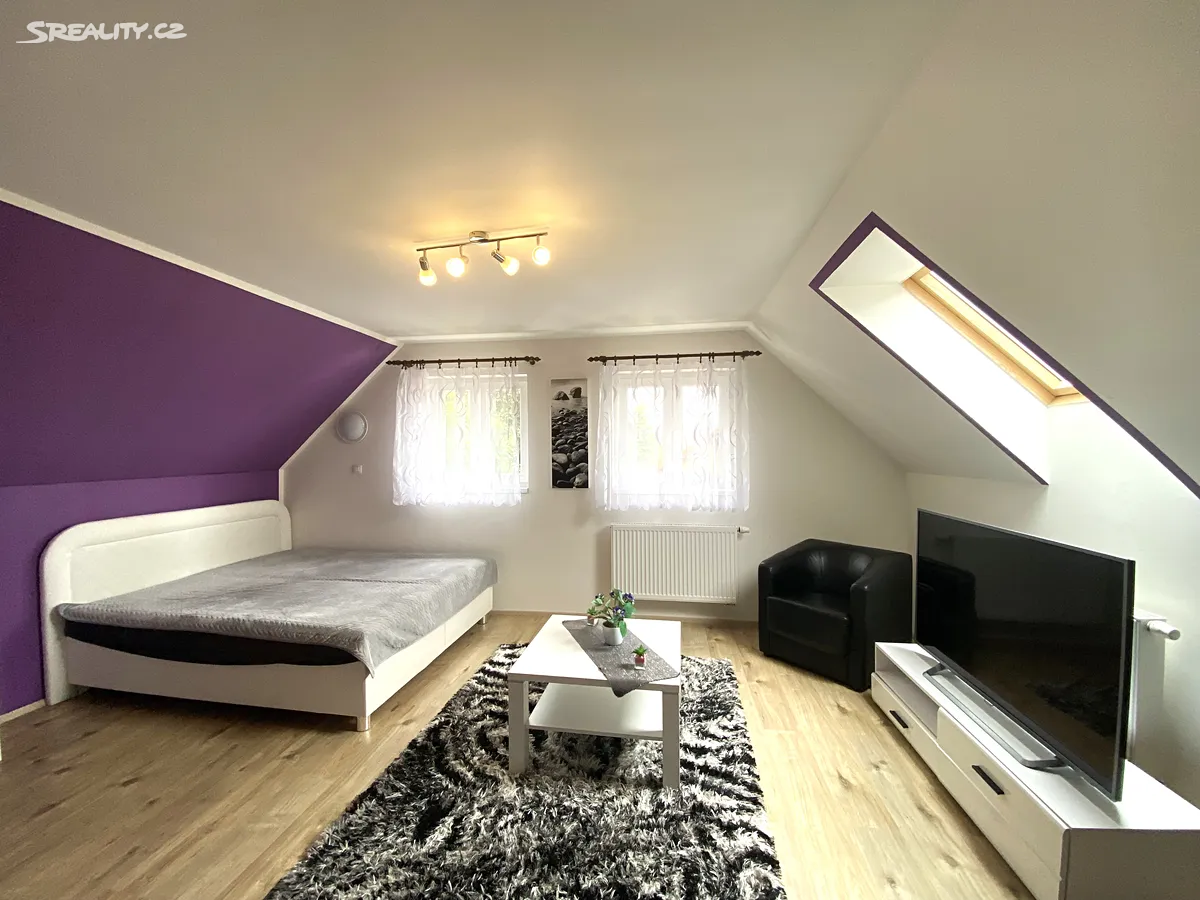 Pronájem rodinného domu 140 m², pozemek 430 m² – pohled 5