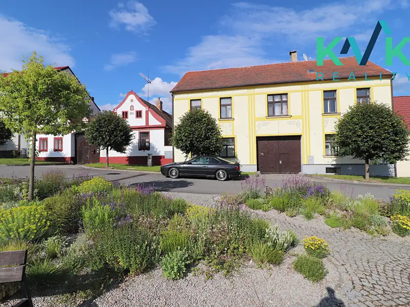 Prodej chalupy 350 m², pozemek 1856 m², Ševětín – náhled fotky 1