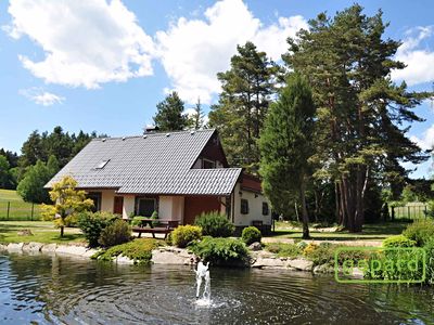 Prodej rodinného domu 222 m², pozemek 7330 m²
