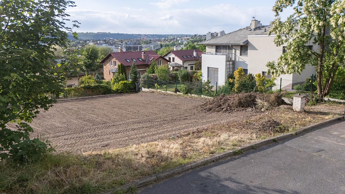 Prodej stavebního pozemku 753 m² – fotografie 5