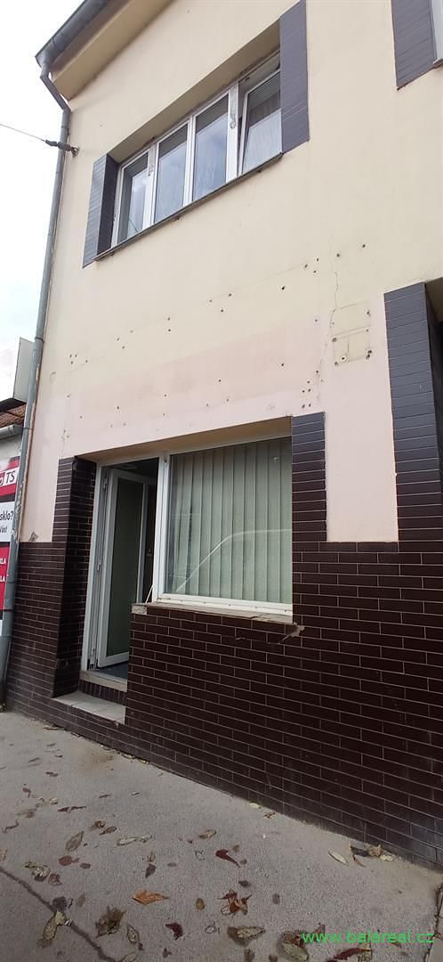 Pronájem obchodního prostoru 29 m²