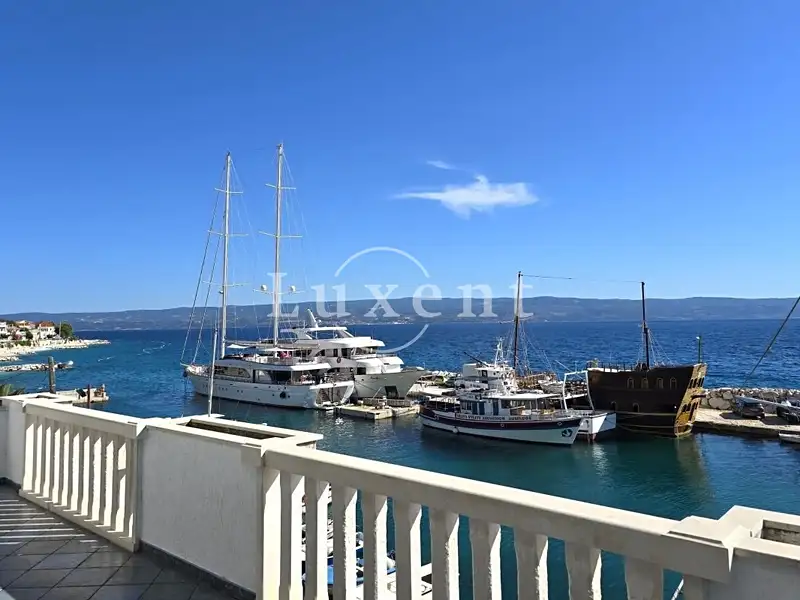 Prodej rodinného domu 533 m², pozemek 385 m², Omiš – náhled fotky 2