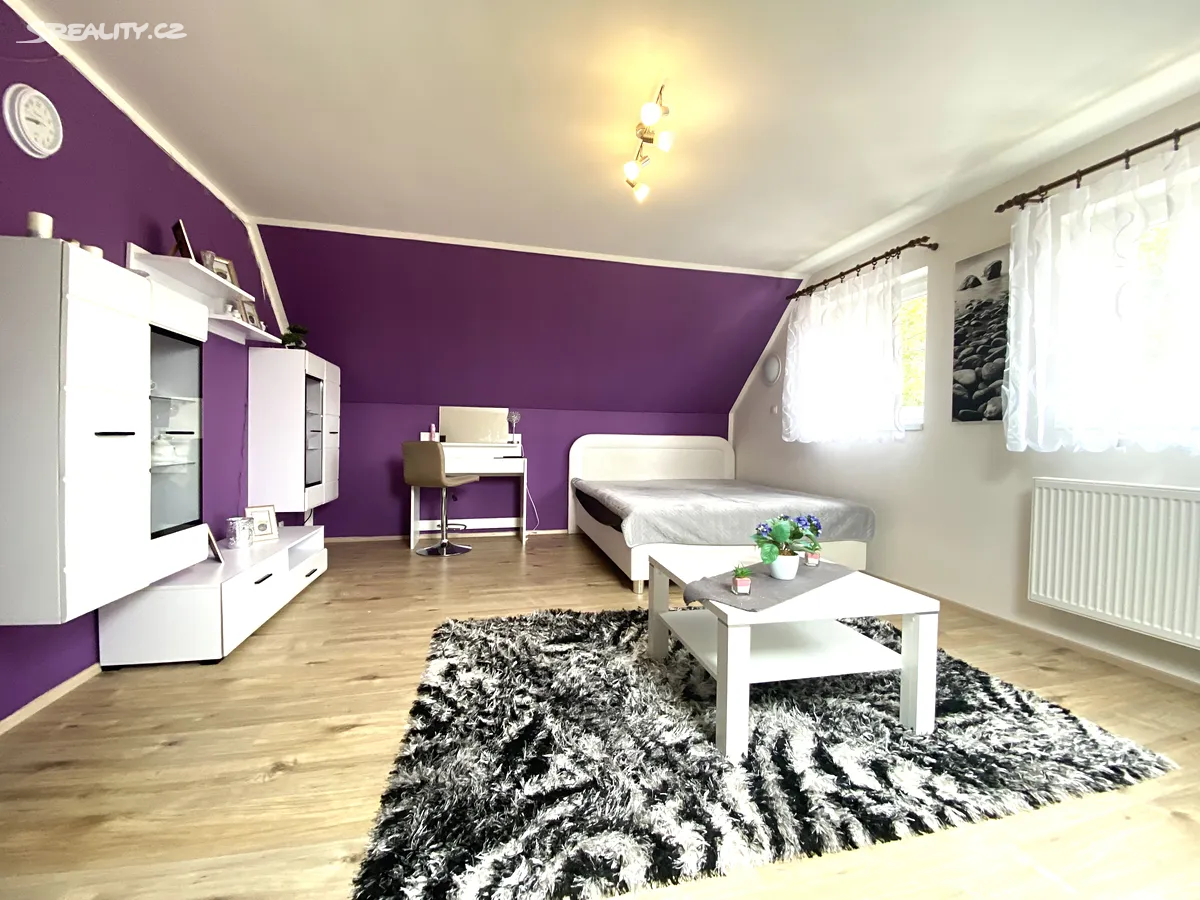 Pronájem rodinného domu 140 m², pozemek 430 m² – pohled 4