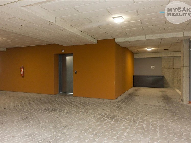 Квартира 4+kk на продаж, 148 м² (37 з 44)