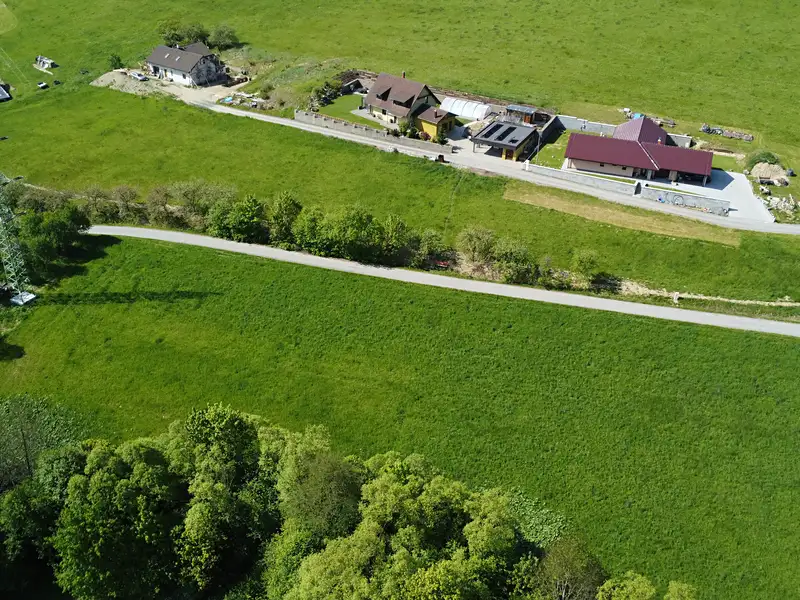 Prodej stavebního pozemku 6473 m², Liptál – náhled fotky 1
