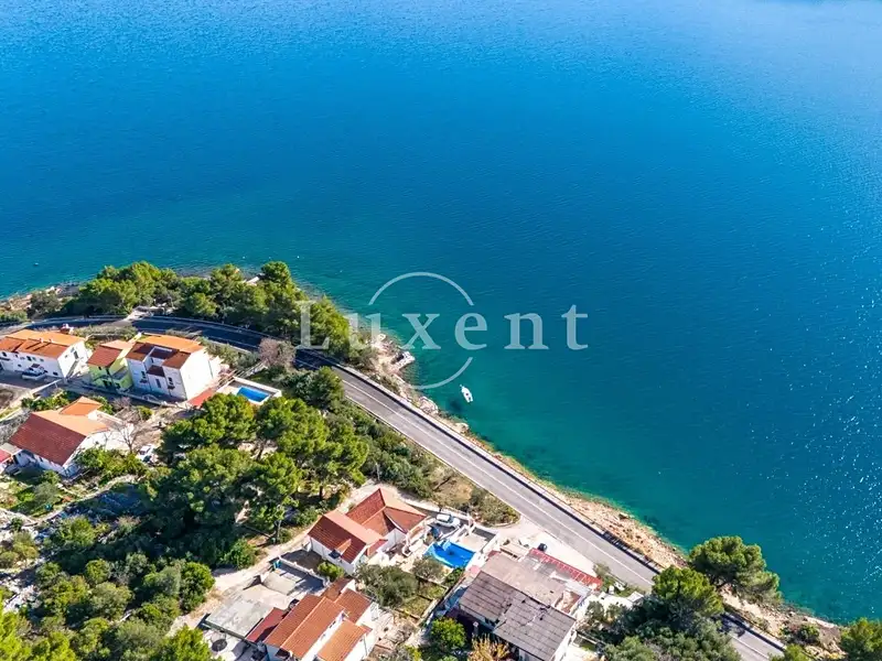 Prodej rodinného domu 260 m², pozemek 650 m², Marina – náhled fotky 2