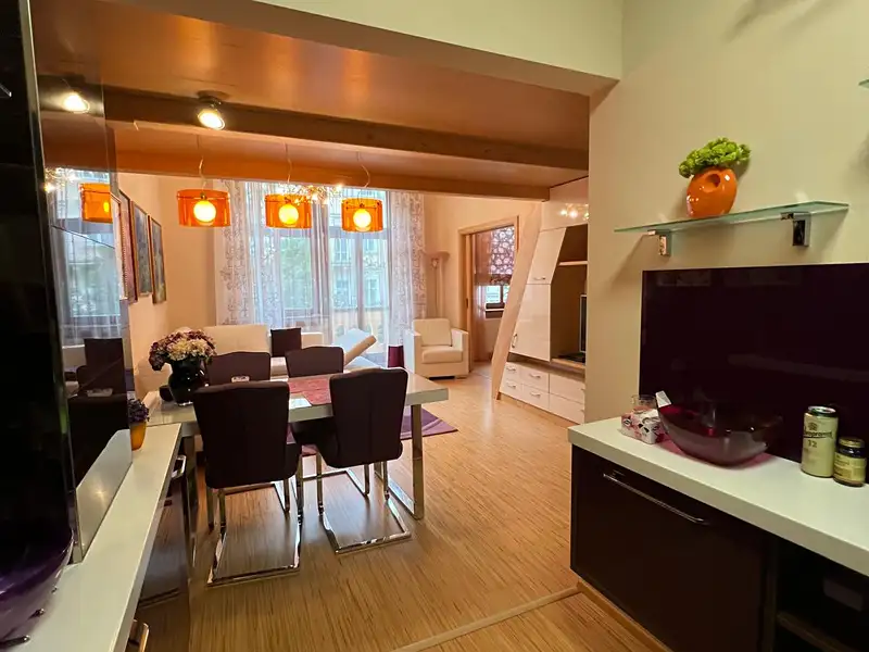 Prodej bytu 3+kk 64 m², Karlovy Vary – náhled fotky 2