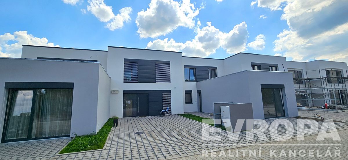 Prodej rodinného domu 121 m², pozemek 227 m² – fotografie 4