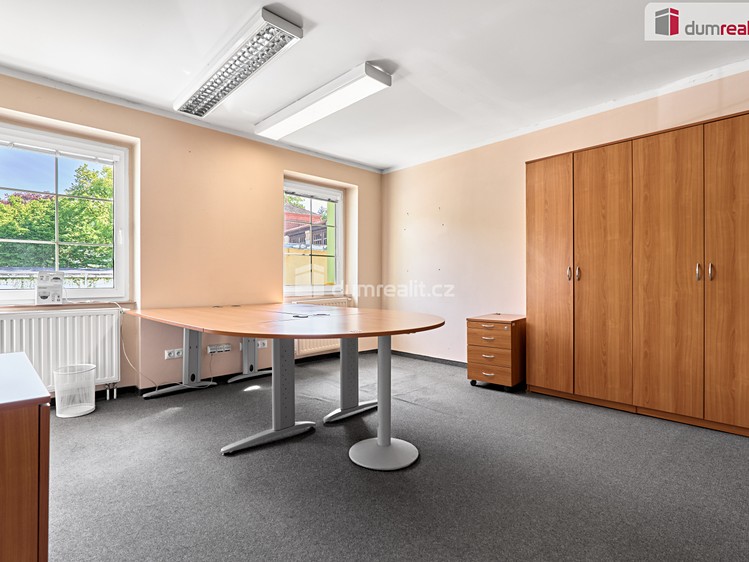 Комерційне приміщення в оренду, 206 м² (20 з 21)